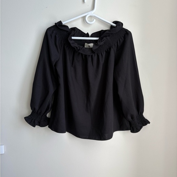Tuckernuck Black Off the Shoulder Marguerite Blouse - Size Small NWOT - Picture 1 of 5